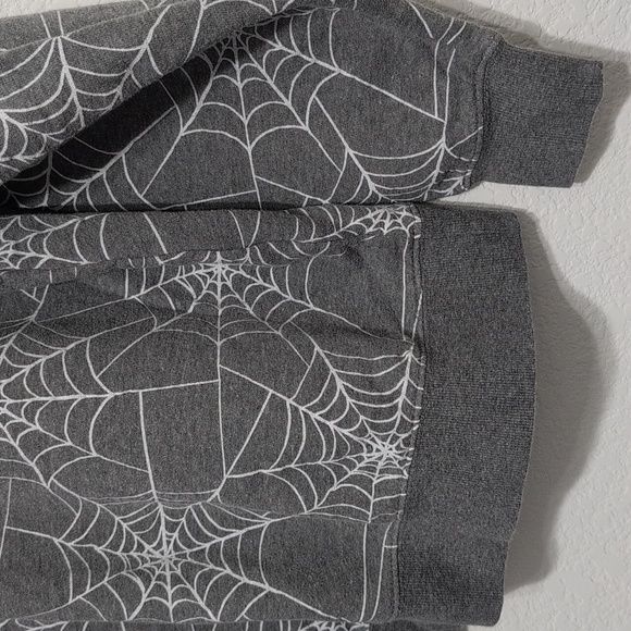 Doe Gray Crewneck Sweatshirt with Spider Web Design women's size Medium - Picture 5 of 11